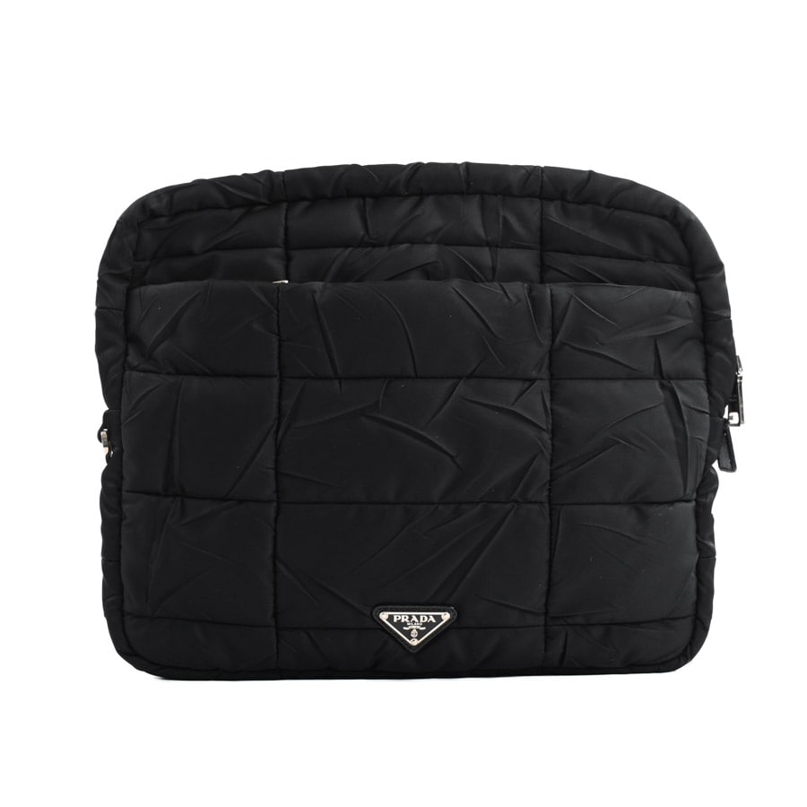 【中古A品】  プラダ キルティングクラッチ   テスート 横浜関内店