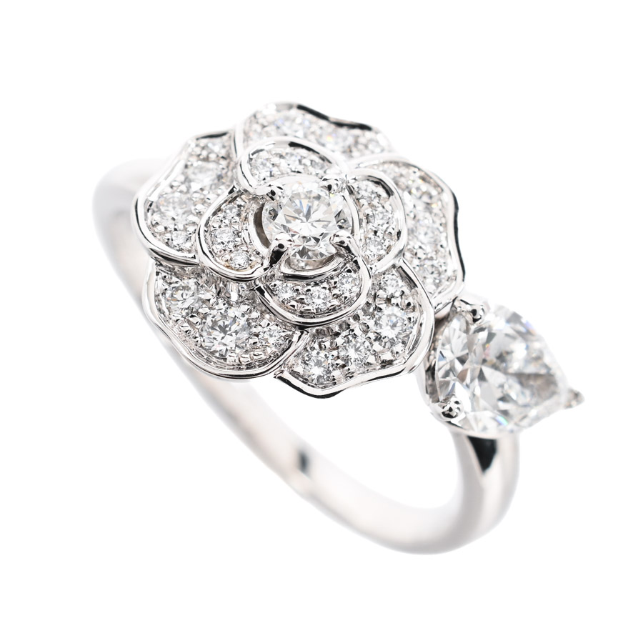 【中古A品】  シャネル カメリア  J11361 K18ホワイトゴールド 新宿歌舞伎町店