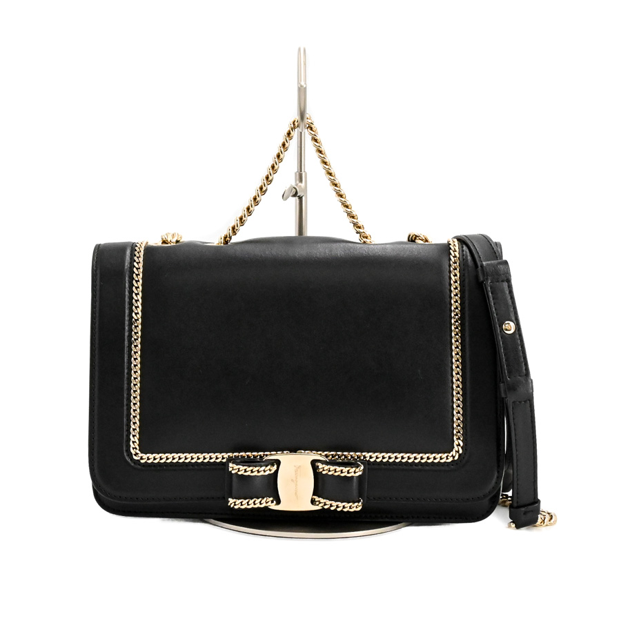 【中古A品】  フェラガモ チェーンショルダーバッグ  AU-21/H775 カーフ 横浜関内店