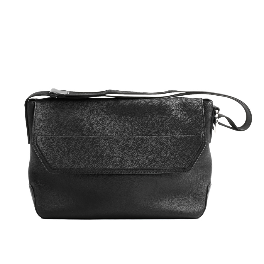 【中古A品】  エルメス シティニュースメッセンジャー   ヴォークリスペトゴ 横浜関内店