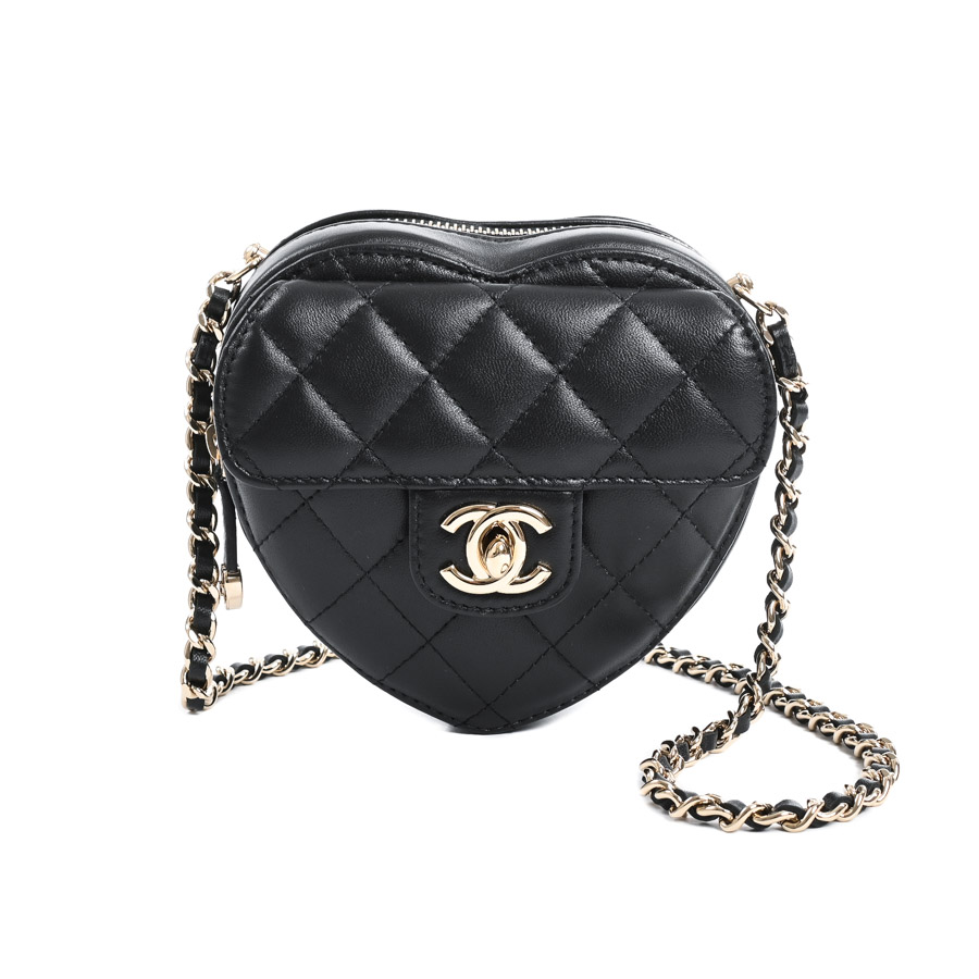 【未使用品】  シャネル ハートチェーンクラッチ  AP2784 ラムスキン 新宿歌舞伎町店