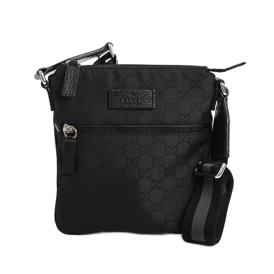 【中古A品】  グッチ ショルダーバッグ  449183 ナイロン 新宿歌舞伎町店