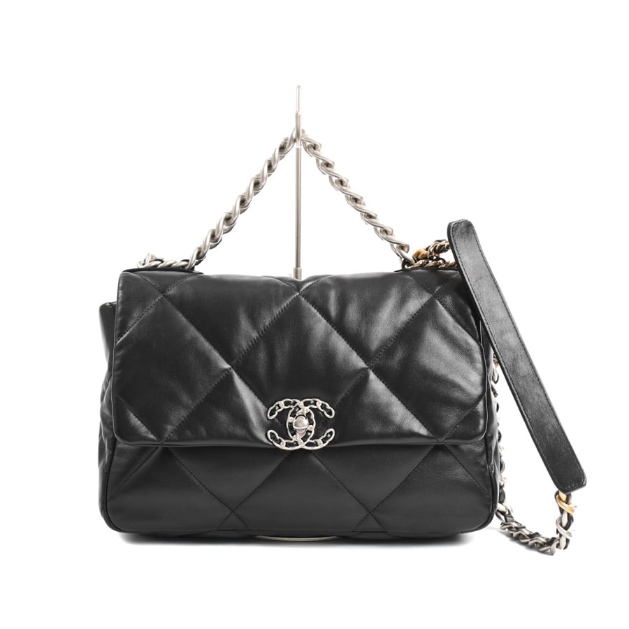 【中古A品】  シャネル CHANEL19ラージハンドバッグ CHANEL19 AS1161 ラムスキン 銀座