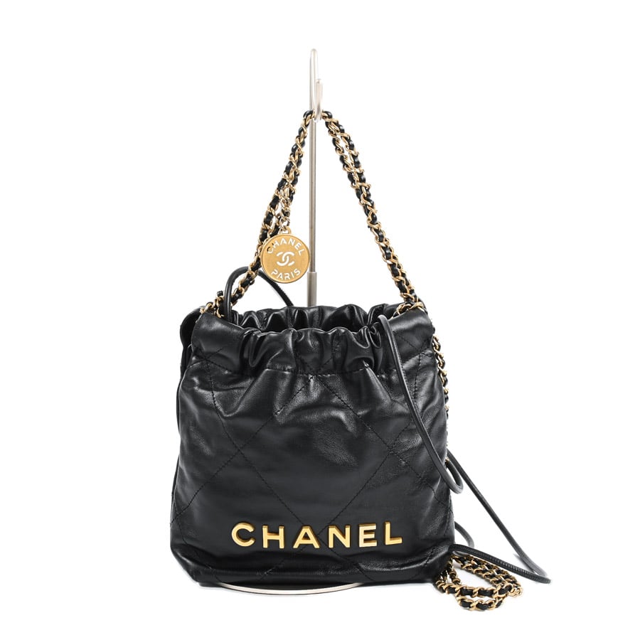 【中古A品】  シャネル CHANEL22ミニハンドバッグ CHANEL22 AS3980 カーフ 新宿歌舞伎町店