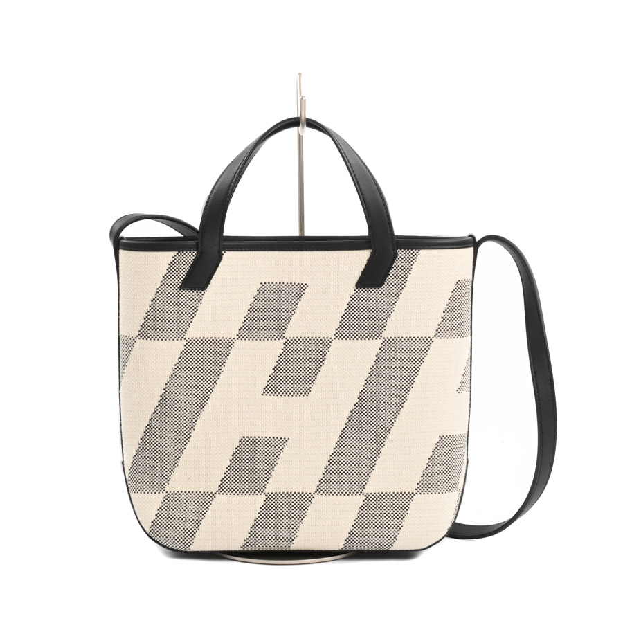 【中古A品】  エルメス Hアンビエ27    横浜関内店