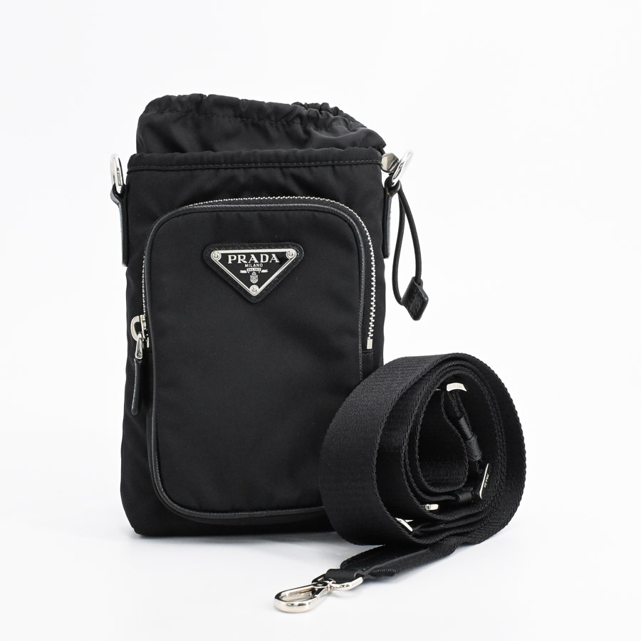 【中古A品】  プラダ Re-Nylonスマートフォンケース  2ZH155 リナイロン THE YOKOHAMA FRONT