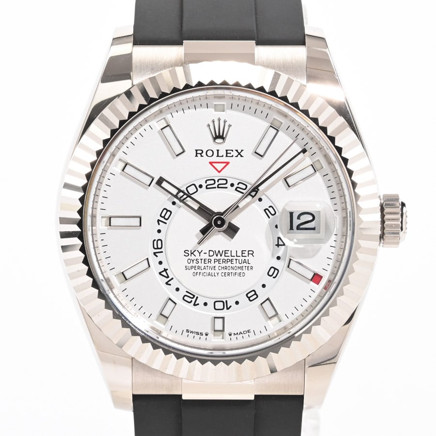 スカイドゥエラー シルバー ケース:約42mm